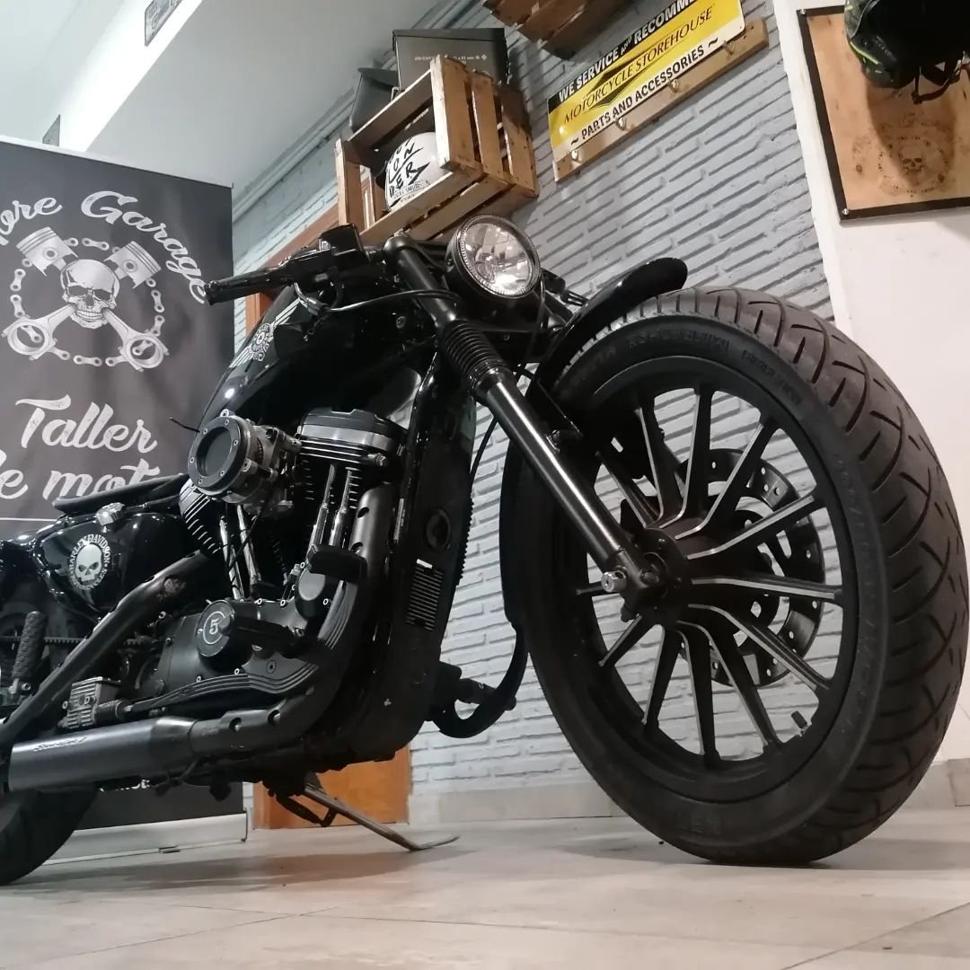 transformación de moto, cambio de color